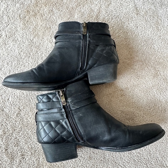Liz Claiborne short boots - Picture 2 of 5